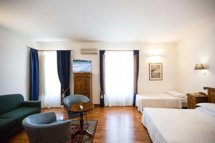 Deluxe Double room with balcony and with sea view
