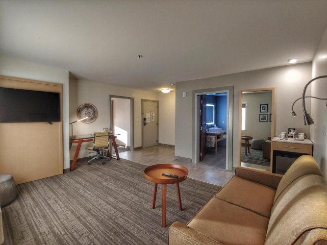 1 Bedroom Double Suite