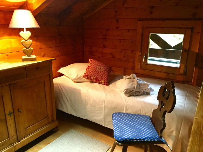 Chalet Near Bitche With Private Sauna