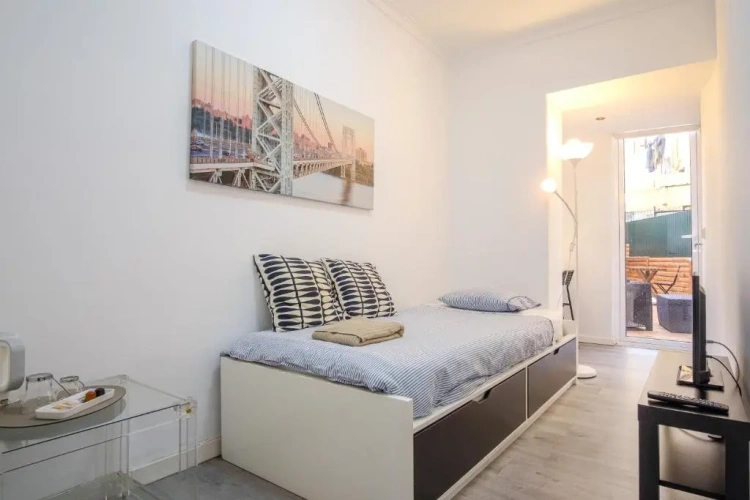 Standard Single room