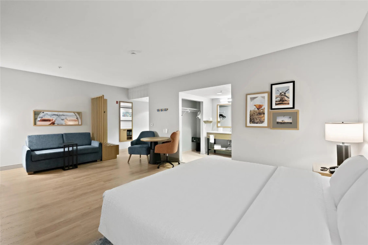 Hampton Inn & Suites Lancaster photo 6