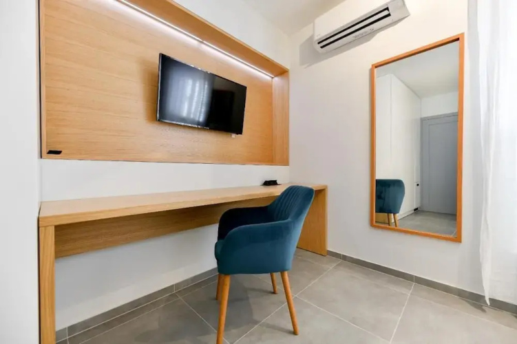 Maris Accommodation