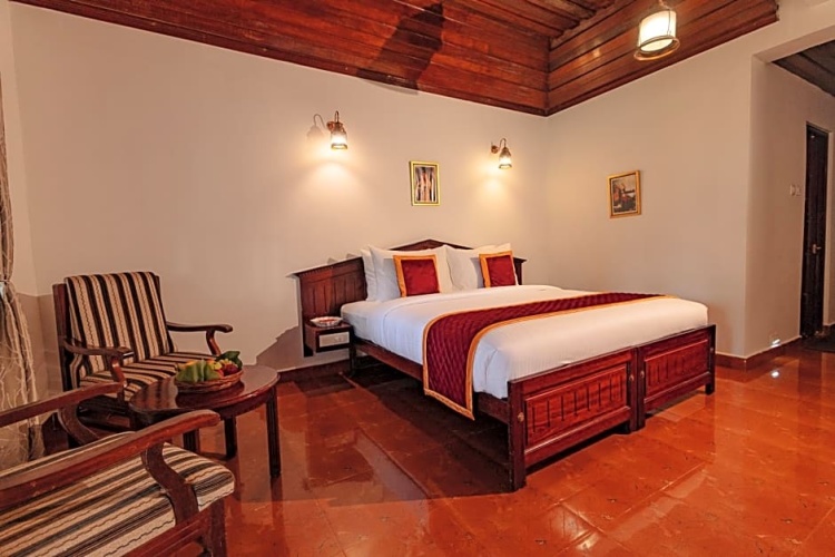 Suite with balcony and with view