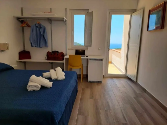 Standard Double room with sea view