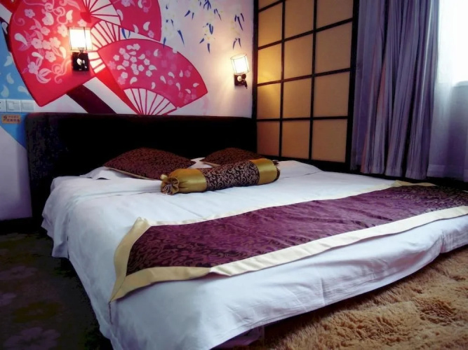 Suzhou Town Story Hotel