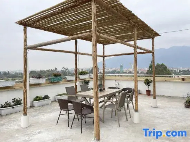 Longyandong Hot Spring Homestay