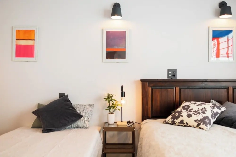 Standard Twin room with mountain view