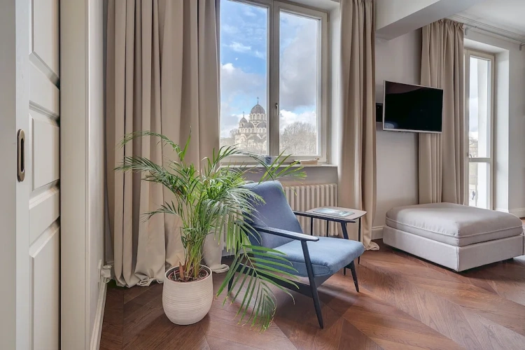 2 Bedrooms Luxury Apartment with river view