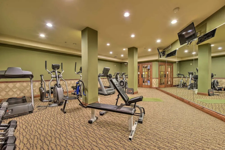 Solitude Mountain Slopeside Ski Condo w/ Hot Tub!
