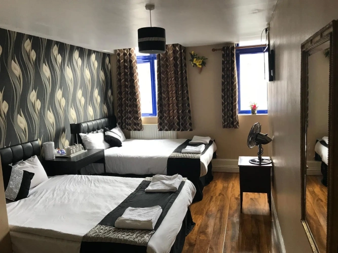 Standard Quadruple room