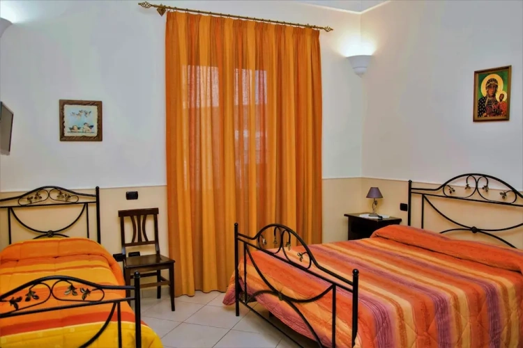 Standard Triple room with balcony and with view
