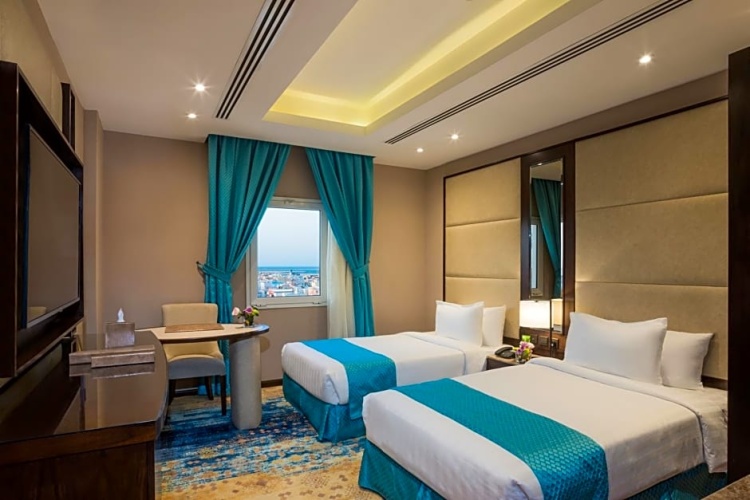 Quadruple Suite