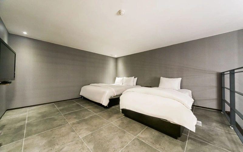 Guest rooms