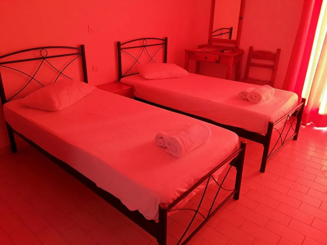 Aronis Apartments