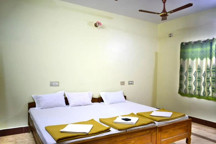 Classic Triple room