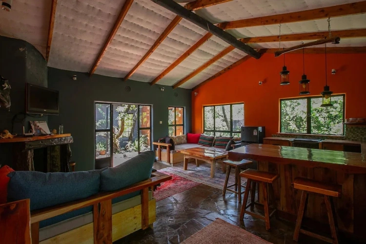 3 Bedrooms Cottage