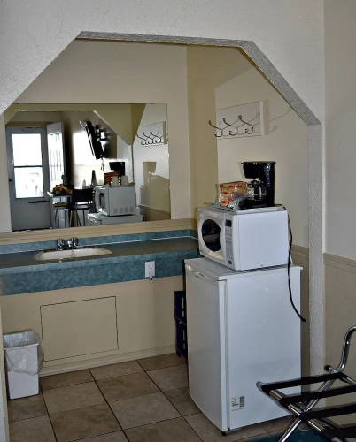 1 Bedroom Executive Basement room