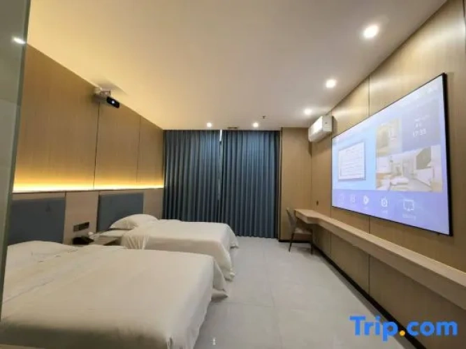 Standard Sextuple room
