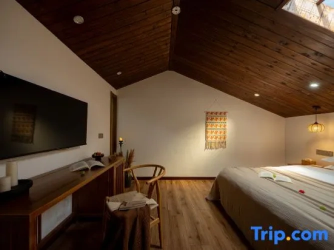 Standard Double Attic room