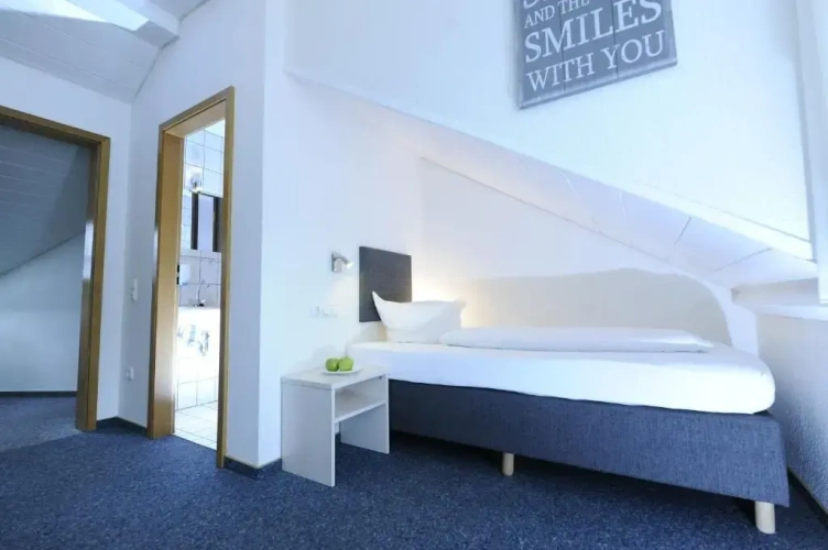 Standard Single room