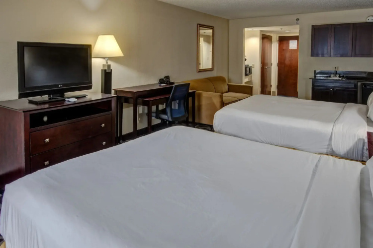 Garner Hotel Murfreesboro West by IHG