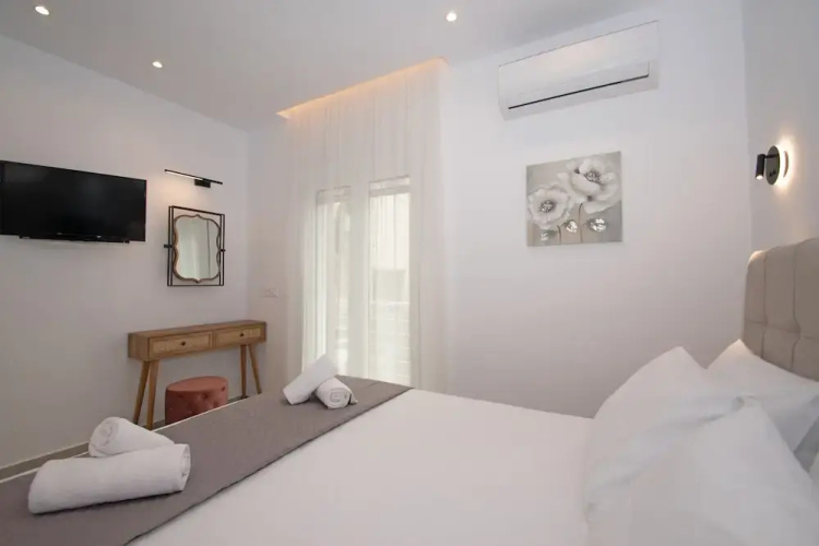 Anthi Beach Suite