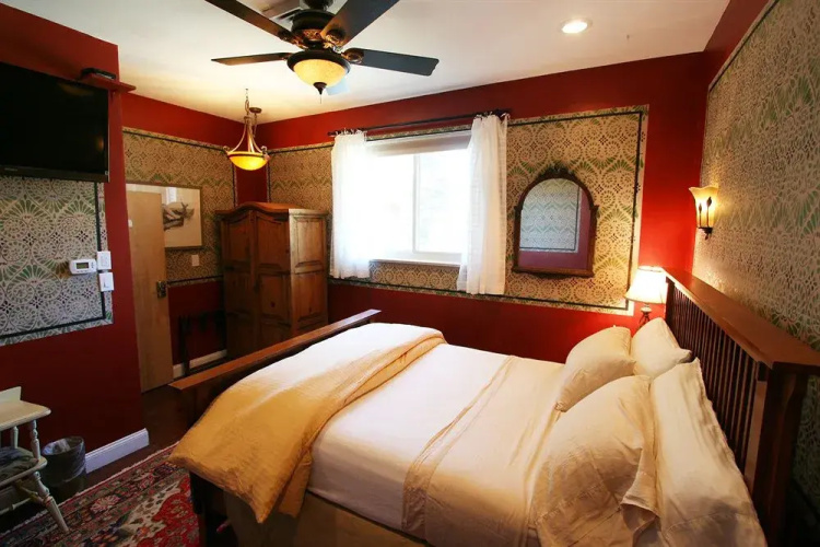 Alpenhof Bed and Breakfast