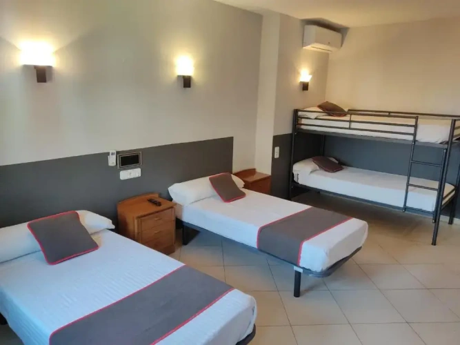 Standard Quadruple room