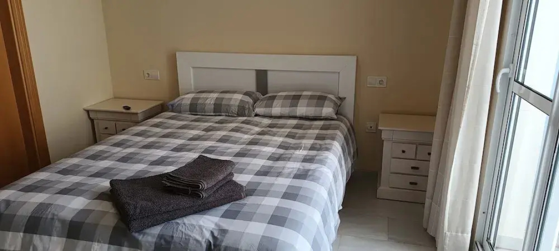 Beautiful 2 Bedroom Penthouse