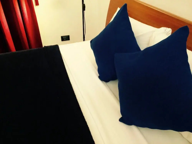 Santa Maria La Nova 21 B&B