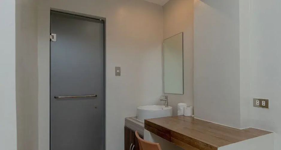 ZEN Rooms V Plaza Manila