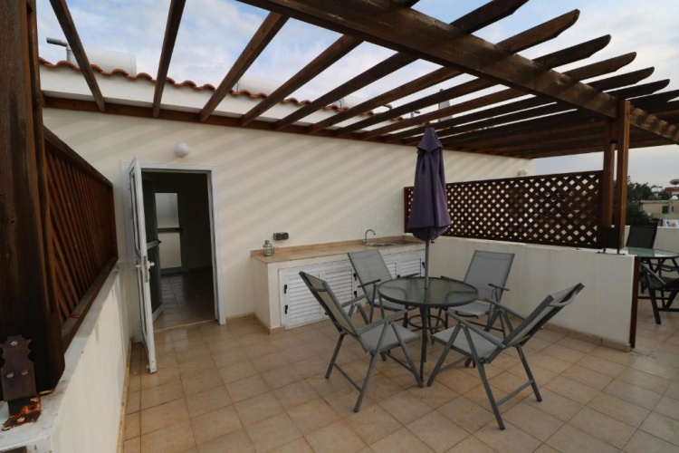 2 Bedrooms Cottage