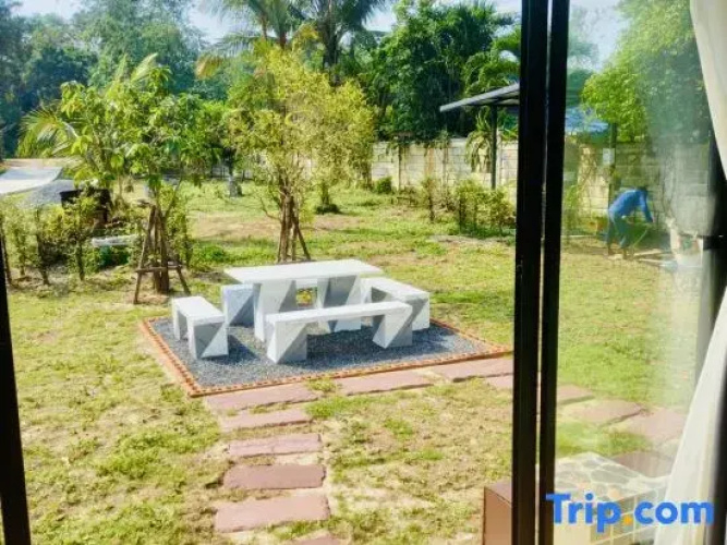 Leelavadee Villa Sea Views