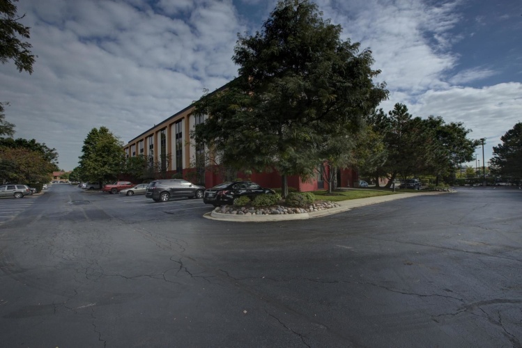 Surestay Plus By Best Western Chicago Lombard photo 23