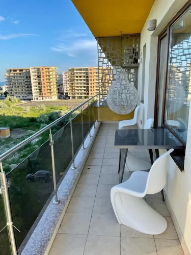 Infinity Summerland Apartment