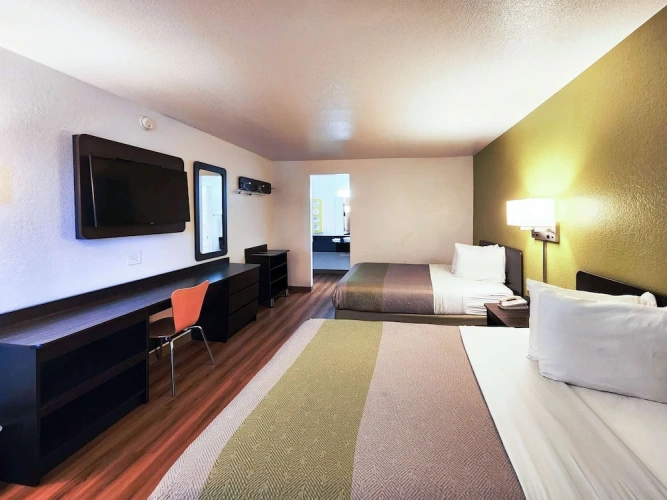 Quadruple Suite