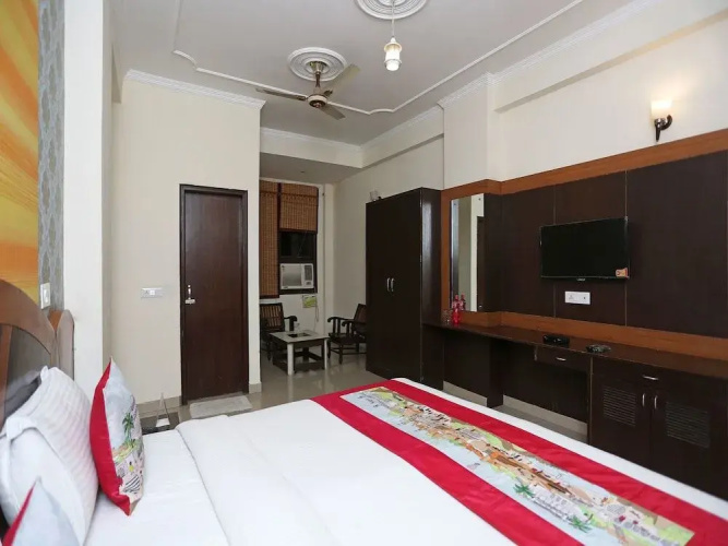 Green View Palace Guest House