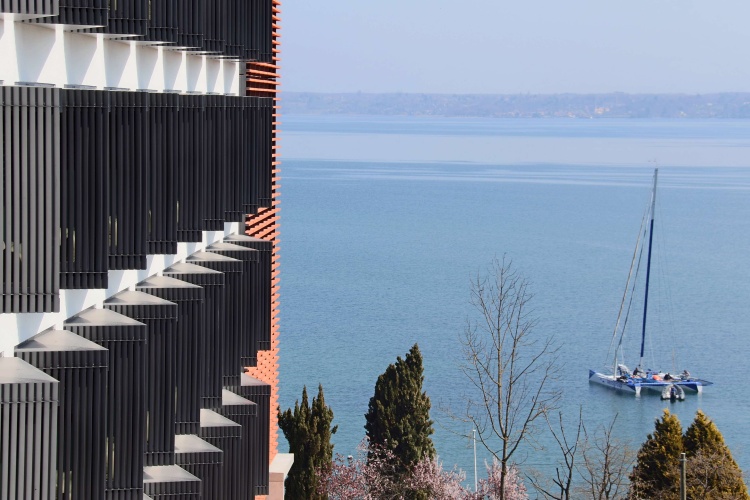 Lake Geneva Hotel photo 24