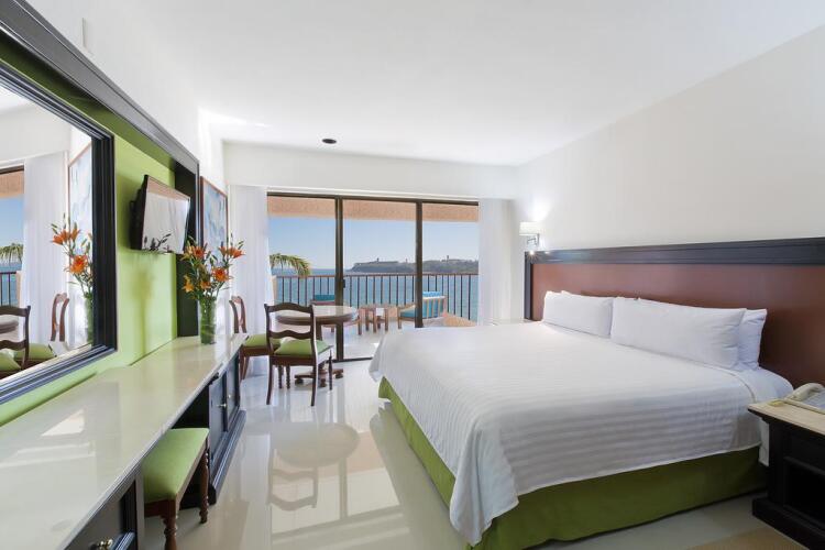 Imagen de Barcelo Huatulco   All Inclusive