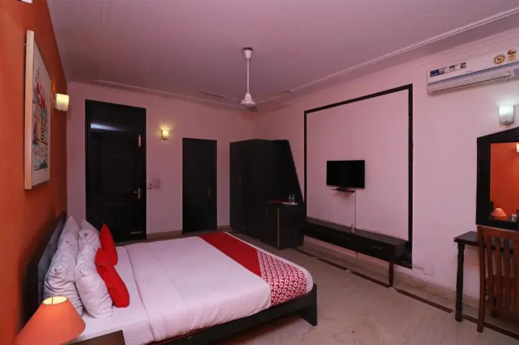 Hotel Blue Diamond
