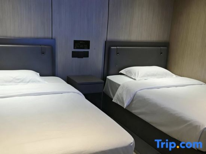 Luxury Twin room