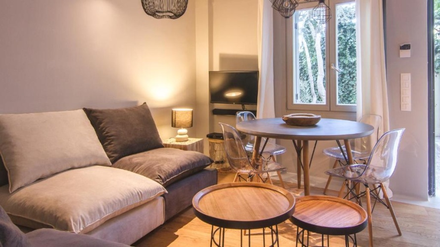 2 Bedrooms Superior Apartment with courtyard view