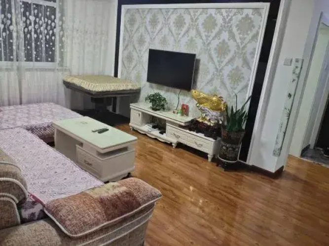 Benxi Huamu Hefu Warm Apartment