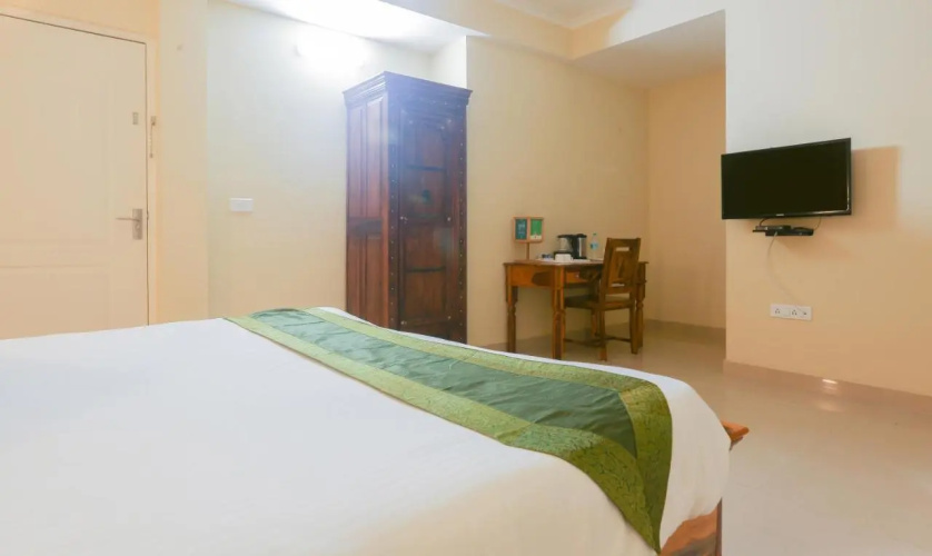 Treebo The Anchorage Malviya Nagar