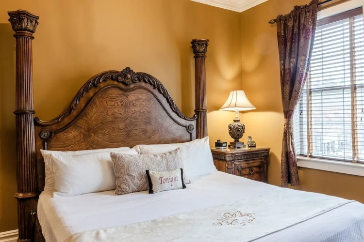 Classic room