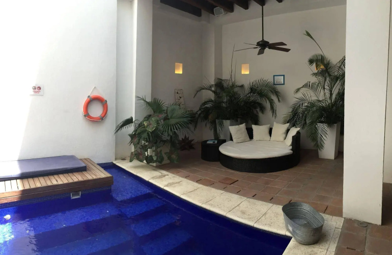 La Casa del Agua Concept Hotel