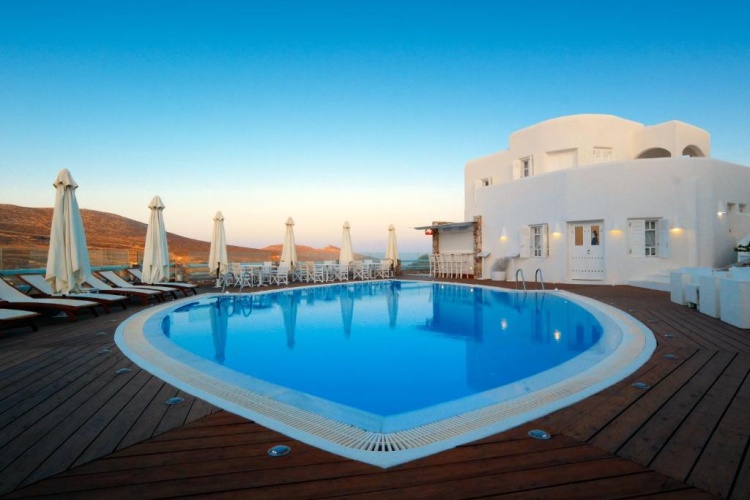 Superior Double room with pool view