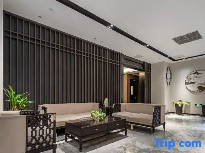 Guanyue Smart Hotel