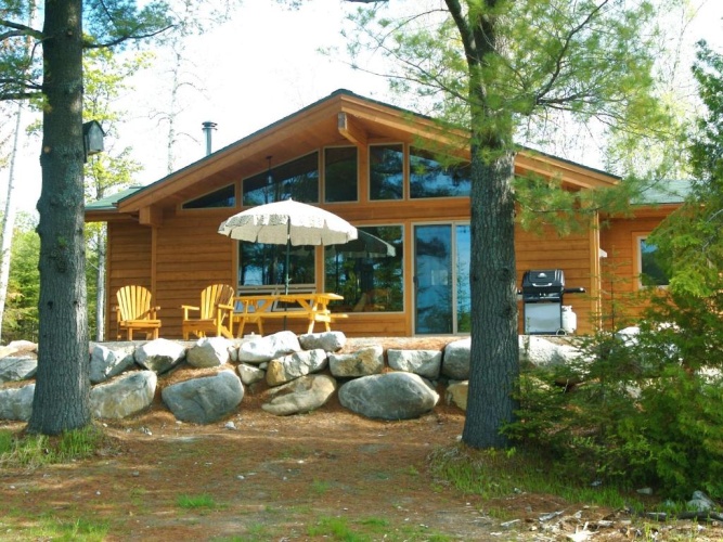 2 Bedrooms Chalet