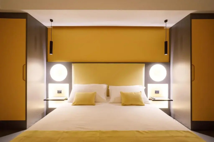 Akyra suites